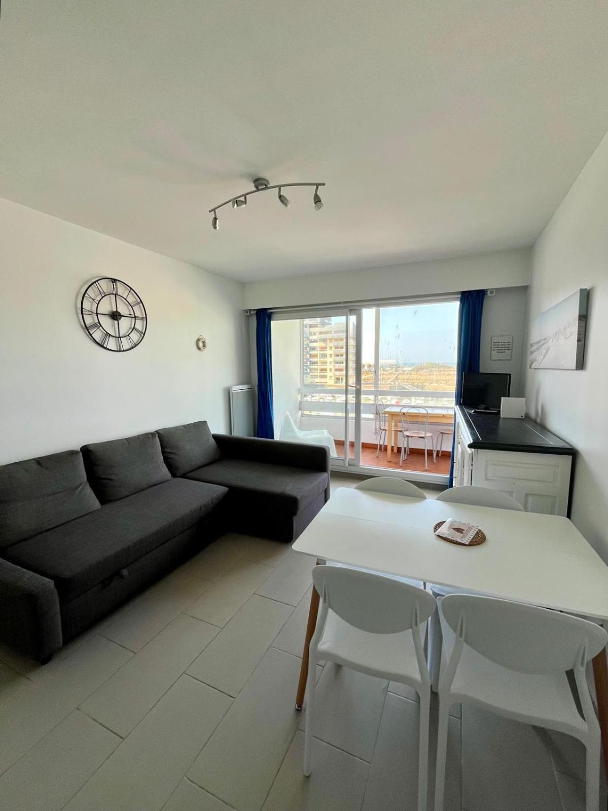 Appartement Vue Mer Et Marina, Loggia - Parking 库尔瑟勒·苏尔·梅尔 外观 照片